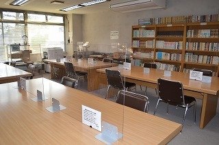 図書室の画像