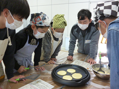 R7012604.png