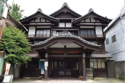 旧二業見番組合事務所（昼）の画像