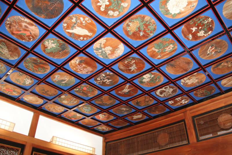 常光寺の格天井絵画
