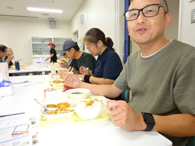 給食の試食をしましたの画像