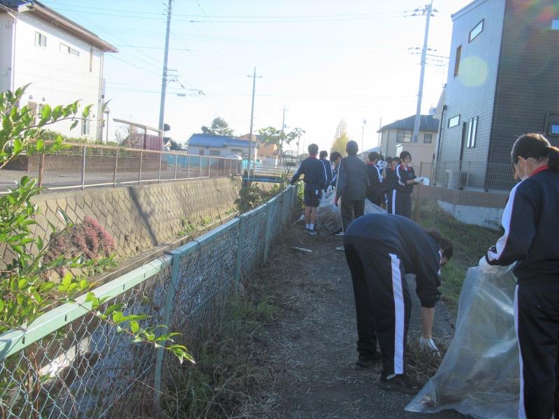 加法師川の清掃