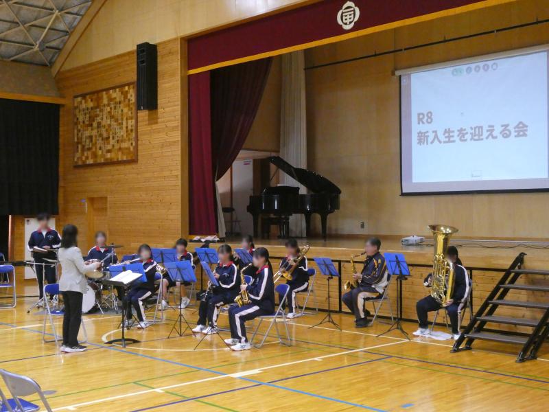 １年生を迎える会０１