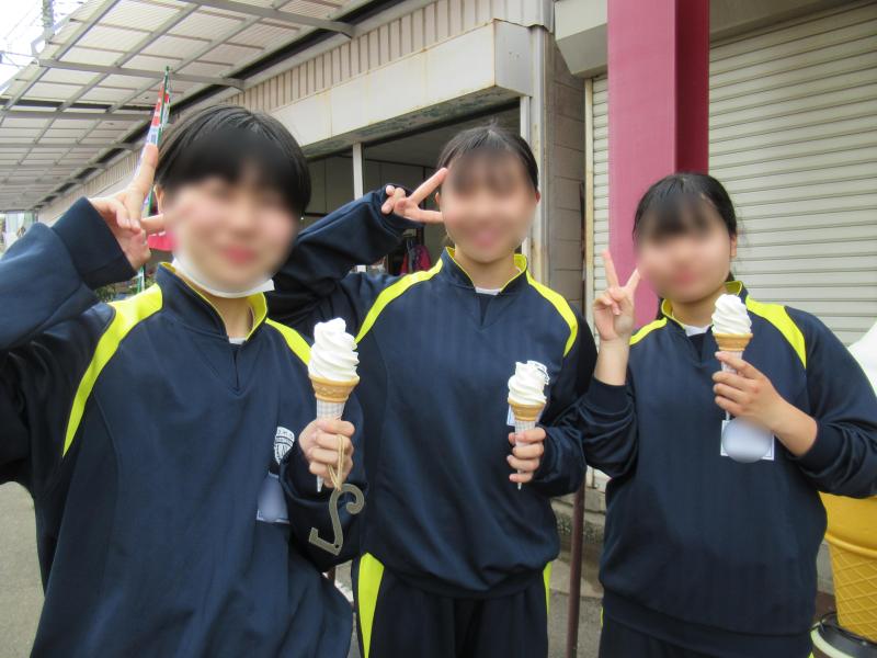 2025.04.25.Tsutsuji03.jpg
