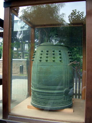 お寺の鐘