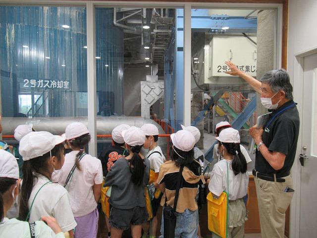 R8 4年生社会科見学4