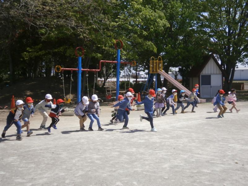 東幼稚園交流