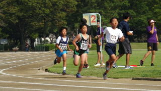 館林市小学校陸上記録会のようす9