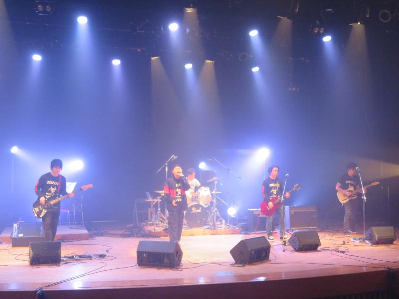 R05amaban02.jpg